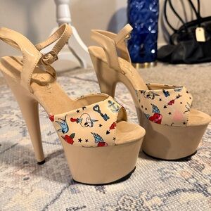 PLEASER ICONIC SKY 309 PLATFORM HEELS WITH SPECIAL EDITION TATTOO PRINT- SZ 6
